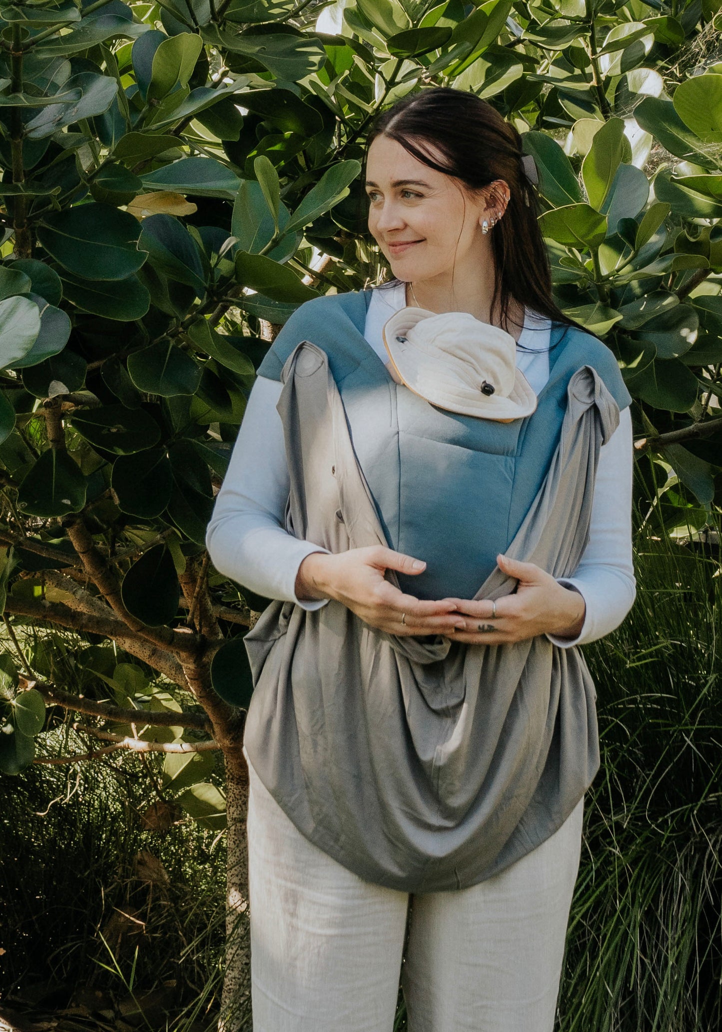 Multifunctional Magnetic Sun Cover - Earth Grey