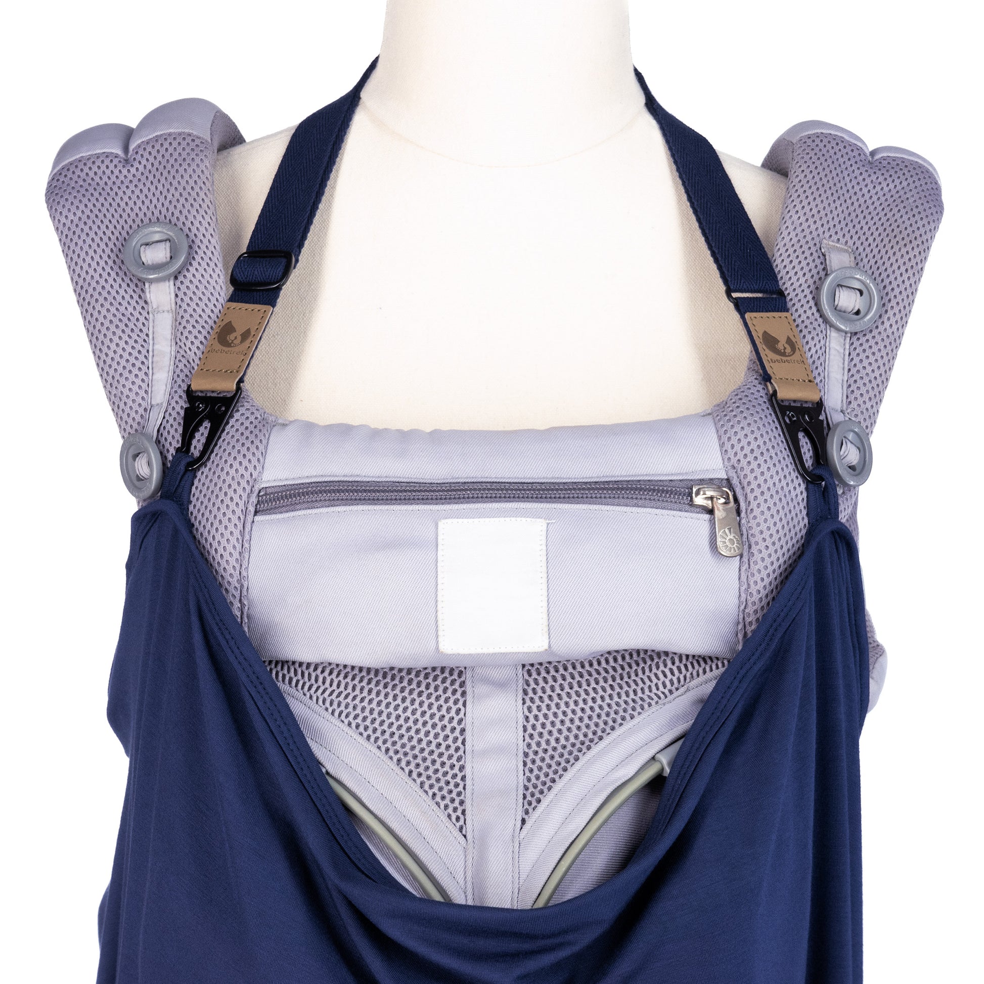 The adjustable straps allows the Multifunctional magnetic sun cover to be worn like an apron while baby wearing